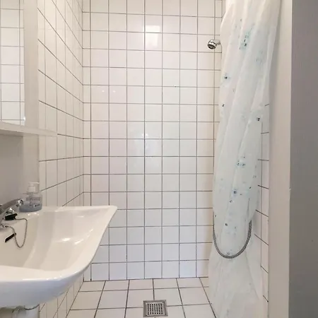 Two-Bedroom Apartment In Allinge