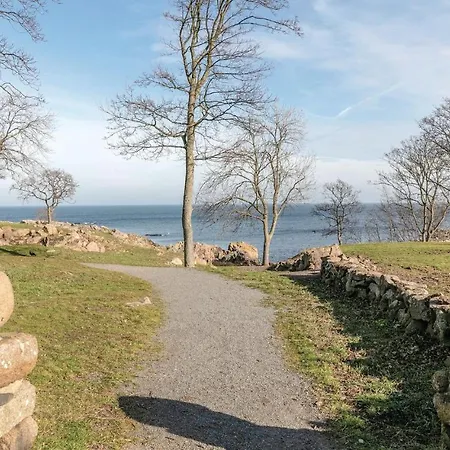 Two-Bedroom Apartment In Allinge *